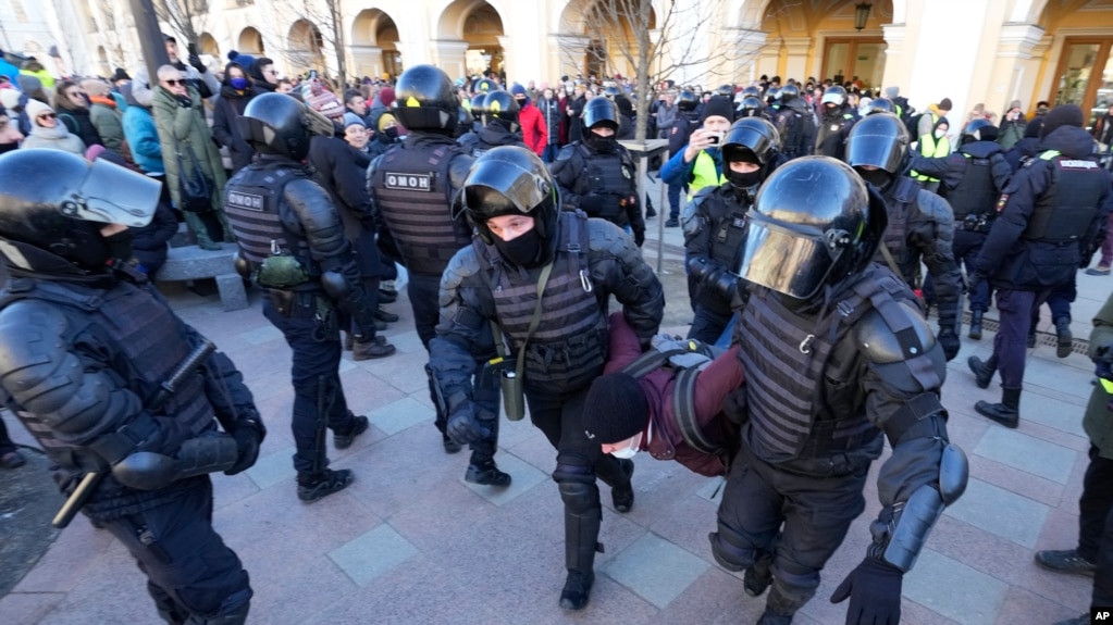 Russland: Der Antikriegsaktivismus nach dem Repressionssonntag